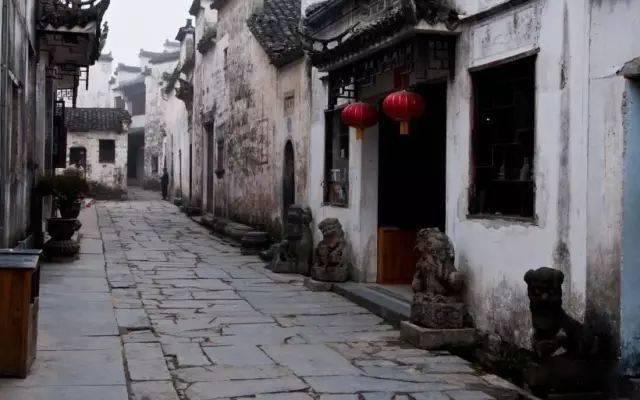 如何区分铲车带的冲击压路机是新机还是二手冲击压路机翻新
